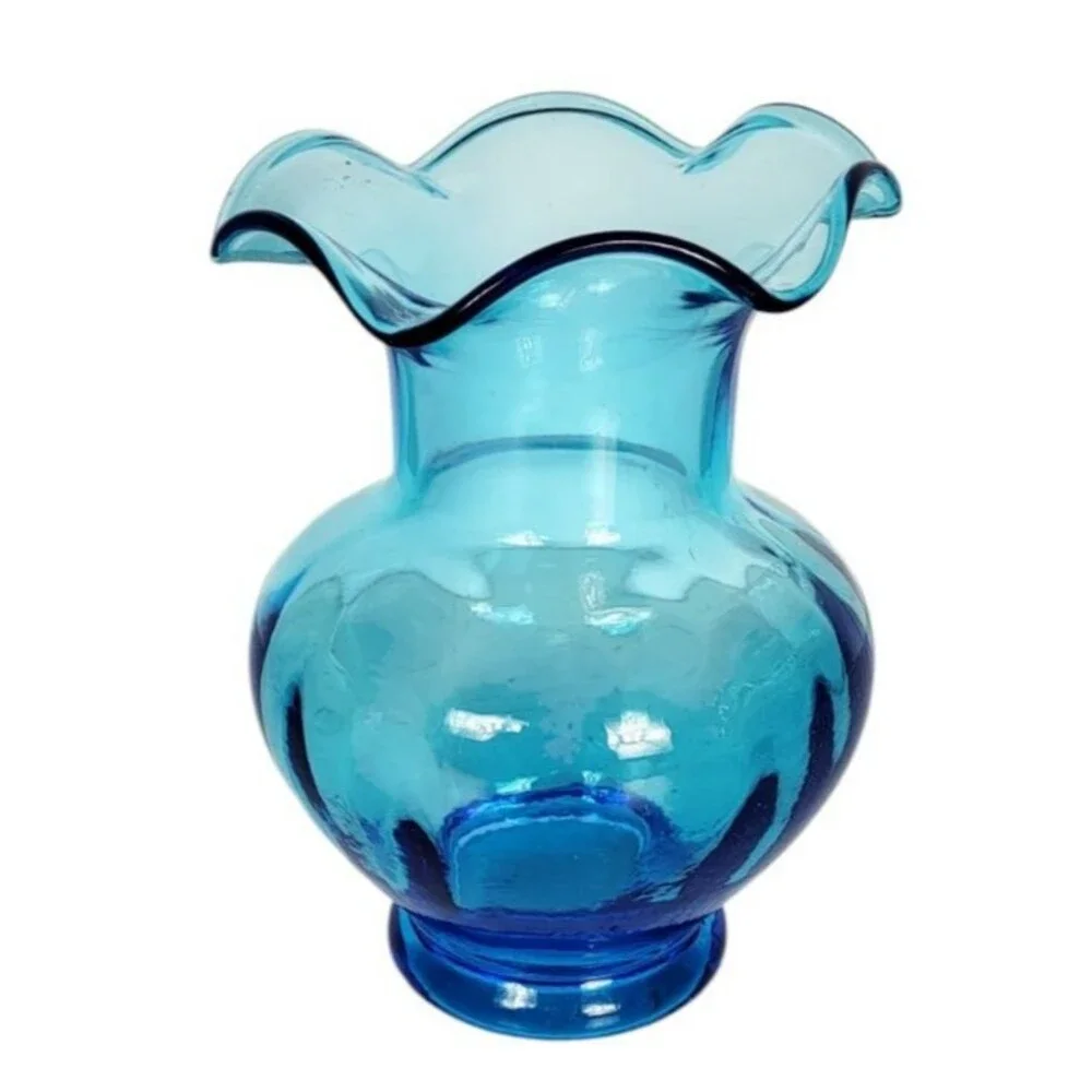 Vintage MCM Aqua Turquoise Blue Ribbed Glass Ruffled Rim Flower Vase 7.5